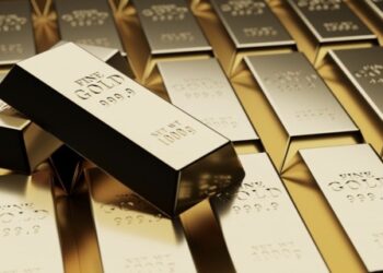 Gold hits a new all-time high. Is it still a smart investment?