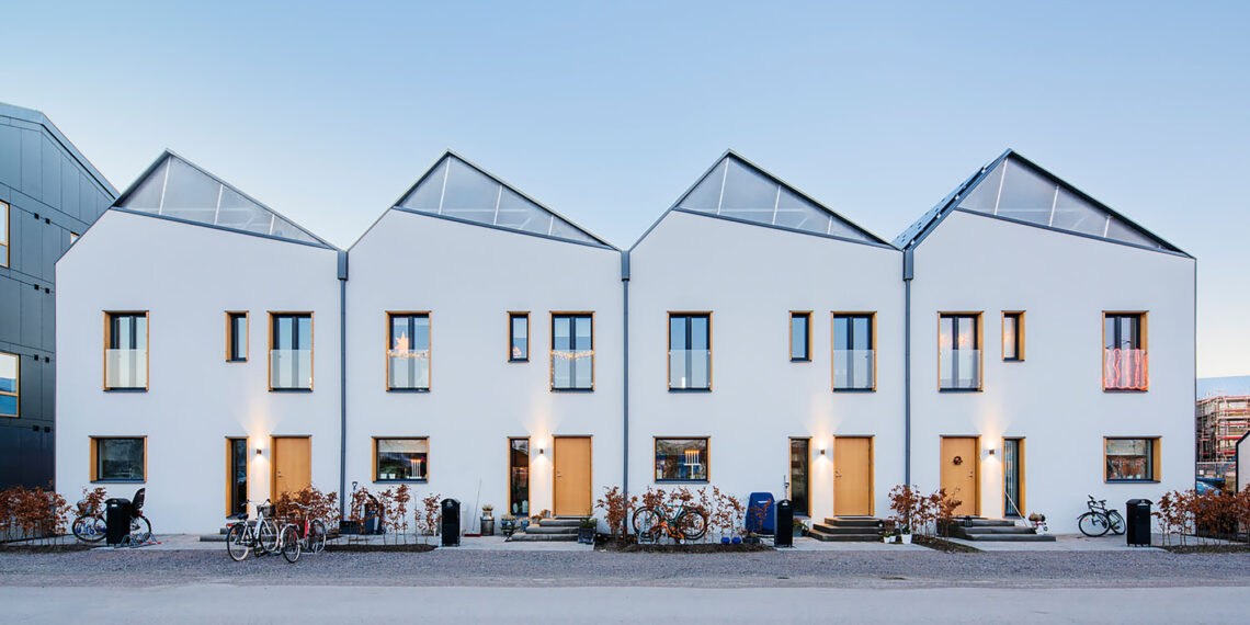 Homebuilders Brace for a Costlier, Slower Year Amid Trade War Uncertainty