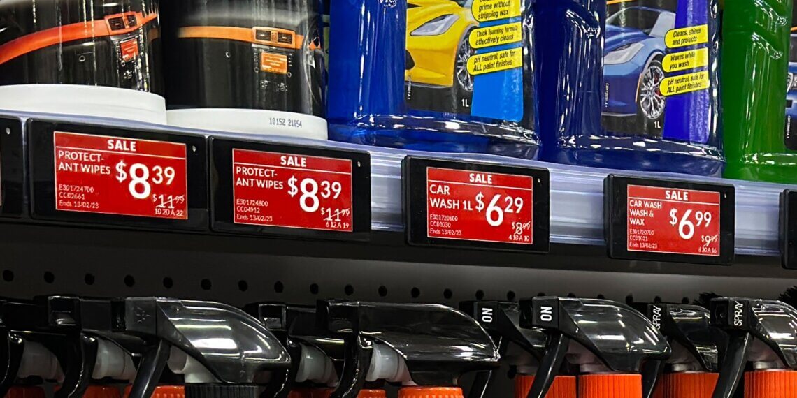 US Wholesale Prices Drop Despite Tariffs