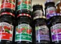 Smucker Profit Outlook Falls Short Amid Tariff, Cost Pressures