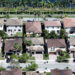 Pending US Home Sales Beat Forecasts Despite Rate Worries