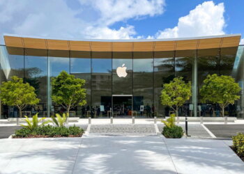 Apple Revises EU App Store Rules to Avoid Fines