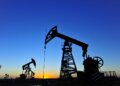 Wall Street Rises as Oil Prices Jump and Manufacturing Sags