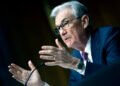 Fed Moves to Ease Leverage Rules for Big Banks