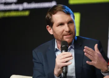 Wendy’s CEO Exits for Hershey as Brand Faces Pressure