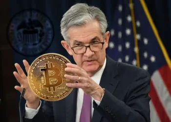 Bitcoin Price Stumbles to $112,301 Ahead of Powell's Jackson Hole Speech